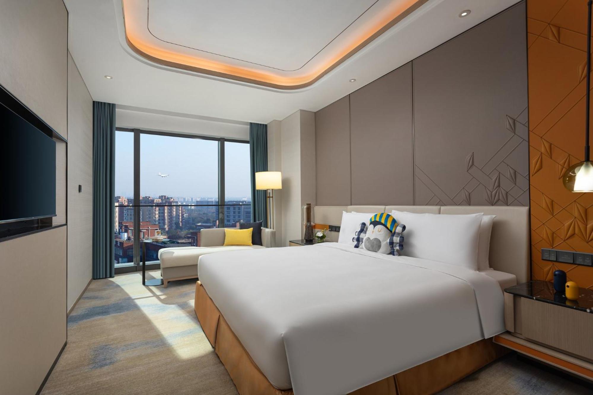 Voco Shanghai Hongqiao Hub By Ihg - 20 Mins Drive To Necc Hotel Jiading Exterior photo