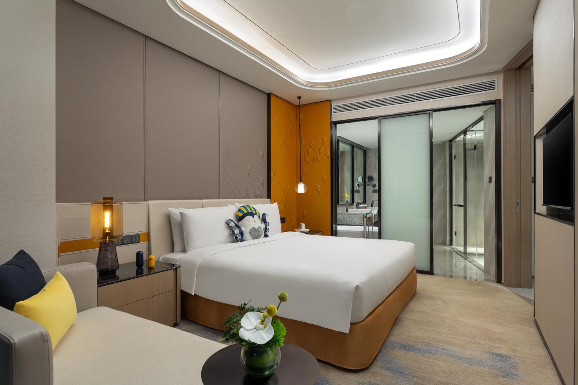 Voco Shanghai Hongqiao Hub By Ihg - 20 Mins Drive To Necc Hotel Jiading Exterior photo