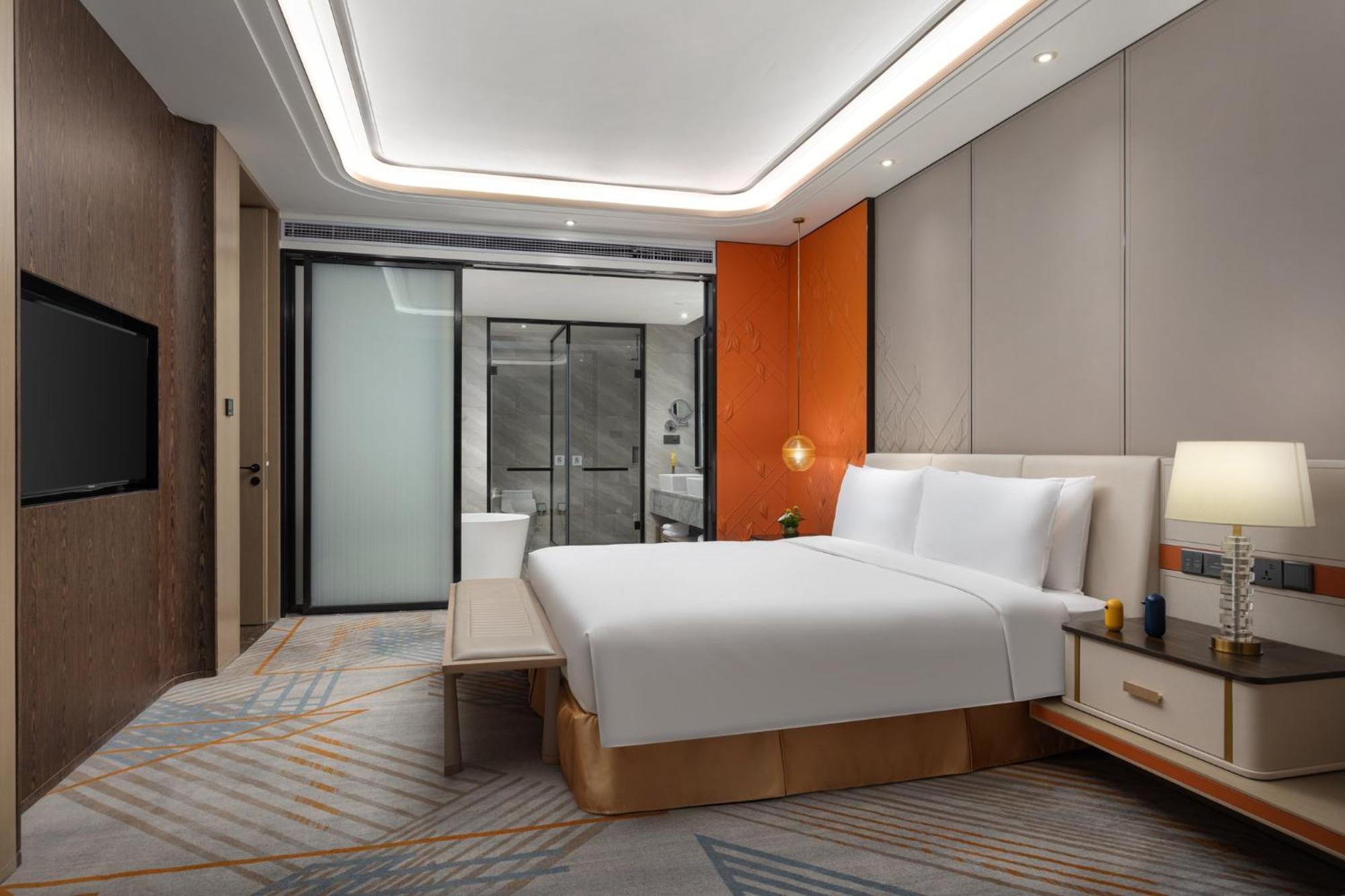 Voco Shanghai Hongqiao Hub By Ihg - 20 Mins Drive To Necc Hotel Jiading Exterior photo